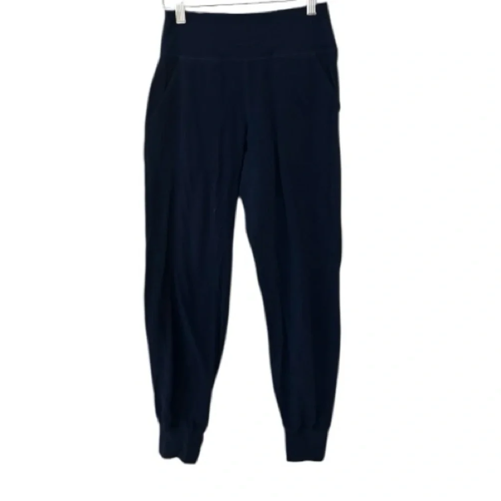 Lululemon Align Jogger 28